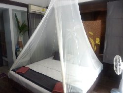 Romantische Slaapkamers in de Koh Kood Resort bungalows